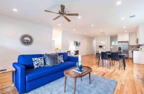 Lawndale/ Wayside Casa | Your Cozy Bungalows! Sleeps 18/9BR/6BA/12PA