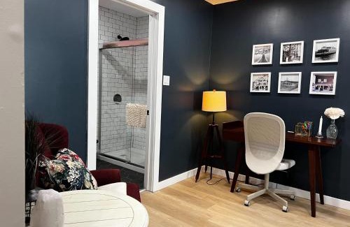 Downtown Apartamento | Your Cozy Harbor at Ports on Portland, Apt #1