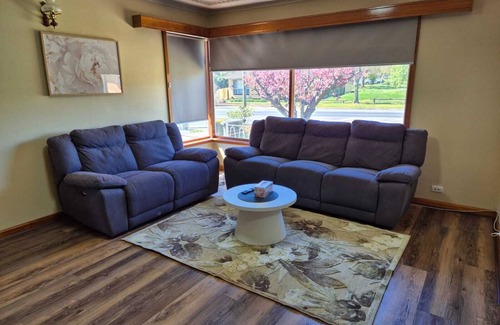 Golden Point Casa | Your Cozy Home Away from Home