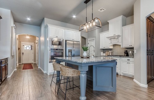 Edmond Casa | Your Cozy Modern Getaway in Edmond