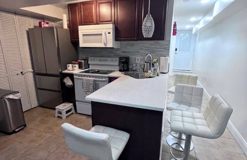 Gallaudet Casa | charming urban retreat In the heart of DC.