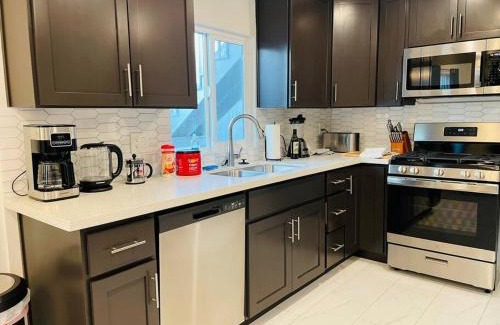Garfield Apartamento | Your Downtown Home With California King Bed Unit A