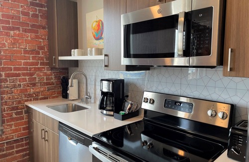 Riverside Apartamento | Your Gorgeous 2 Bed Travel Apartment Perfect for The Family