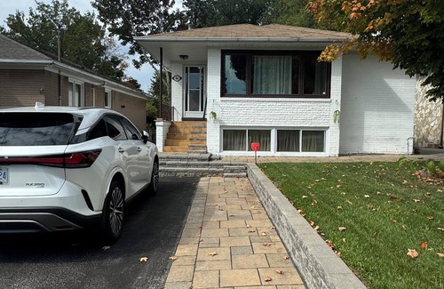 Bendale Casa | Your Home Away From Home: Fully Furnished 3 Bedroom Full House