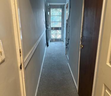 Baychester Apartamento | Your Home away from Home ! UNIT 2- 1st floor