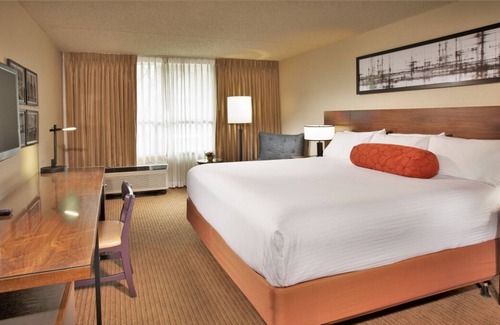 Wilburton Casa | Your Home Away From Home! Outdoor Pool, Free Parking, Pet-friendly Property