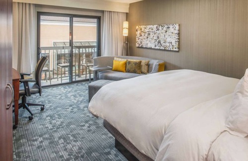 Bridle Trails Complejo | Your Home Away From Home! Pet-Friendly, Near Seattle Asian Art Museum