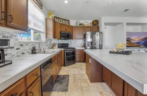 Temecula Casa | Your Home Away From Home near Wineries & Old Town