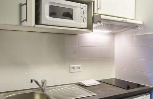 Dijon Casa | Your Home Away from Home! Pet-friendly Near Palace of the Dukes of Burgundy!