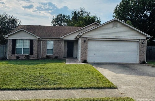 Bryant Casa | Your Home Away From Home in Bryant 3/2 Minutes From Everything