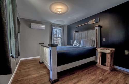Ozark Cabina | Your home away from home at an adventure friendly park!