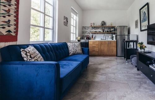 El Caloso Apartamento | Your home away from home in a authentic Mexican neighborhood