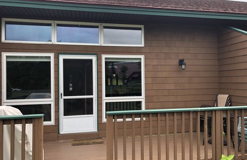 North Woodstock Casa | ¡NUEVO! Condominio orientado a la familia con vista al lago y transporte a Loon Mtn!