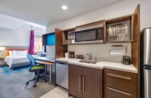 Downtown East Casa | Your home for extended stays in Minneapolis