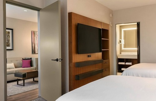 Berkeley Heights Hotel | Your Home Sweet Home! Pets Allowed, Free Parking, Free Breakfast!