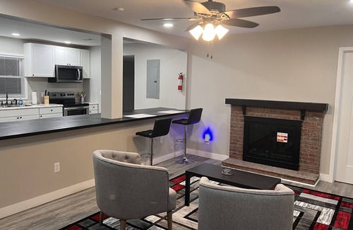 Lawrence Casa | Your Indiana Retreat