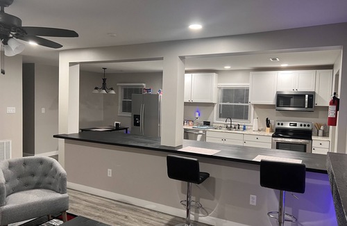 Lawrence Casa | Your Indiana Retreat