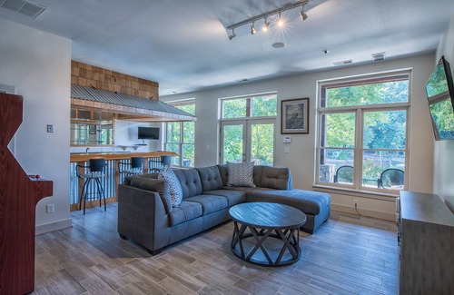 Sherrills Ford Casa | Alquiler de cabañas en Lake Norman Lakefront: Casa privada | Acceso al lago | Duerme 16