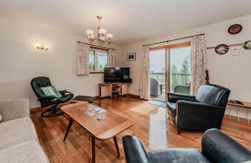 South Bruce Peninsula Casa | Your Lakeside Retreat In Howdenvale