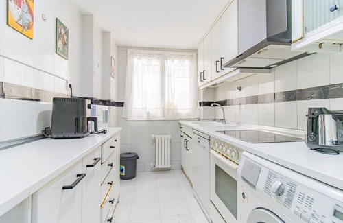 San Jose Apartamento | Your Large Family Apartment in Zaragoza