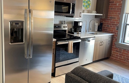 Riverside Apartamento | Your Lovely 1 Bed Travel Apartment in the Heart of Spokane