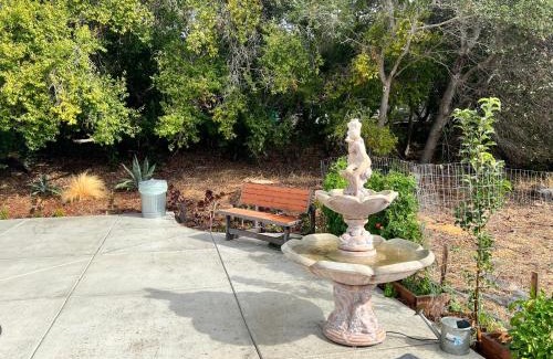 El Sobrante Casa | Your Most Romantic and Peaceful Getaway