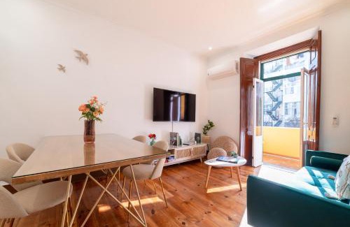 Penha de Franca Casa | Your New Home in Lisbon - AC and Fast Wi-Fi