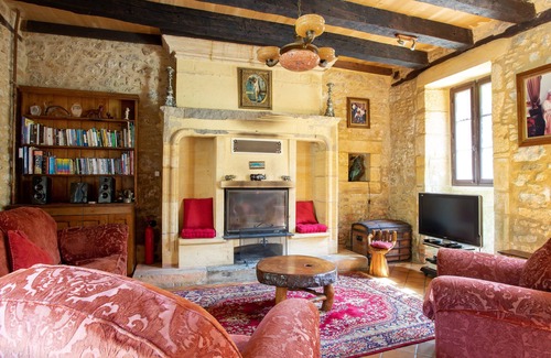 Saint-Andre-dAllas Otro | ¡Tu propio Petit Chateau cerca de Sarlat, piscina privada y torre con almenas!