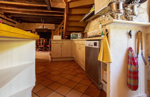 Saint-Andre-dAllas Otro | ¡Tu propio Petit Chateau cerca de Sarlat, piscina privada y torre con almenas!
