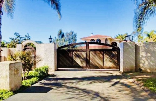 Lake Hodges Casa | Your own private San Diego resort awaits you; a family-friendly paradise!