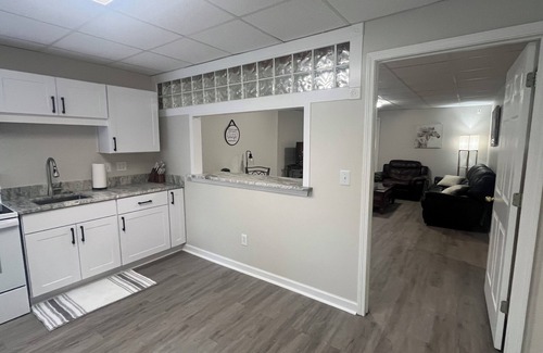 Woodstock Apartamento | Your Own Private Suite with Private entrance!