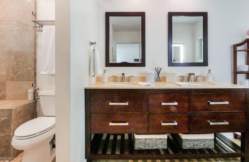 Ludlam Casa | Your paradise in the heart of Coral Gables Miami, your home away from home.