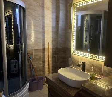 Ad-Dab'ah Chalet De Esquí | Your Perfect Getaway, Luxury Chalet in Lamera, Ras El Hekma