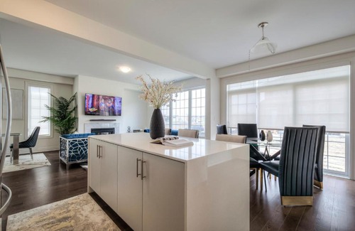 Bradford Casa | Your Perfect Getaway Master Bedroom