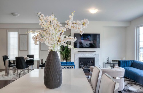 Bradford Casa | Your Perfect Getaway Master Bedroom