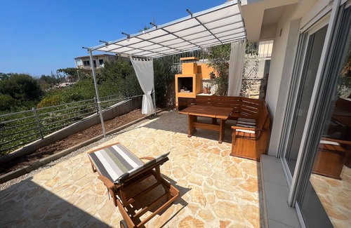 Primosten Burnji Apartamento | Your Perfect Seaside Escape Awaits