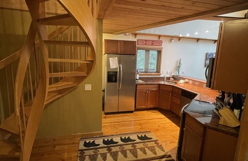 Lock Haven Chalet De Esquí | ¡Tu escapada a Pine Creek!