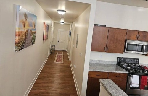 Market East District Apartamento | Your place away from home!