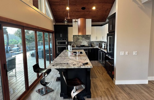 Visalia Casa | Your private pool with this “Modern Oasis" in the country. Gateway to it all.