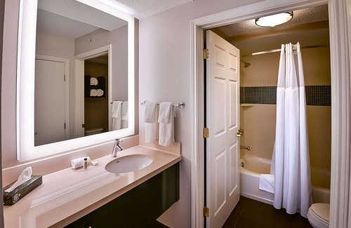 Plantation Complejo | Your Relaxing Getaway Awaits! Outdoor Pool, Near Bonnett House Museum