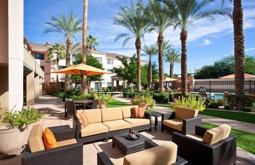 Chandler Apartamento | Your Relaxing Getaway Awaits! 2 Homely Units, Outdoor Pool and Pet-friendly!