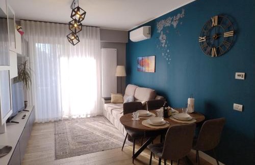 Quartiere XXXIII Lido di Ostia Ponente Apartamento | Your Roman Holiday Home