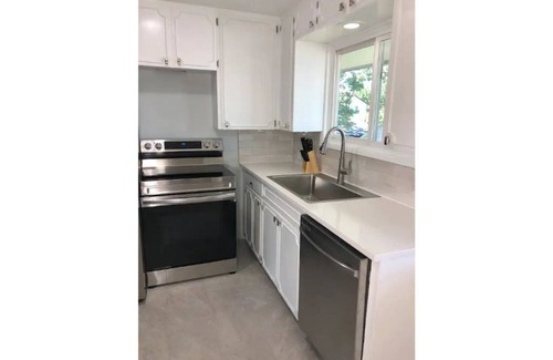 Central Oregon Apartamento | Your Slice of Eugene Heaven!