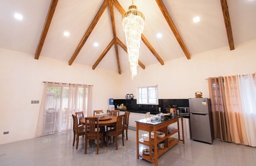 Dumaguete Casa | Your spacious and peaceful home in Dumaguete🏡