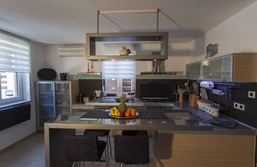 Cres Apartamento | Tu estadía que queremos hacer como experiencia-aventura, exploración y reconocimiento.