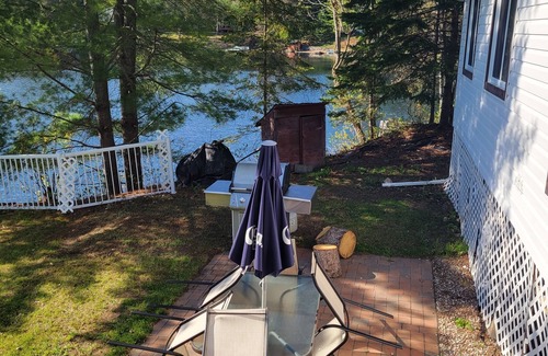 Litchfield Cabaña | Your summer get away starts at Lawless Lake!