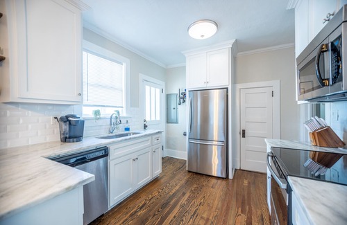 Summerville Casa | Your Updated Cottage for Masters Week!