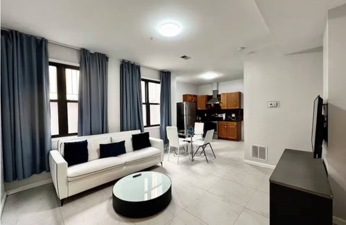 Chinatown Apartamento | Your Vacation home! 2bd next to Reading Terminal