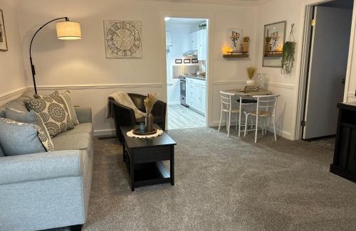 Weaver Apartamento | Your Weaver Rest Stop on the Ladiga Trail!