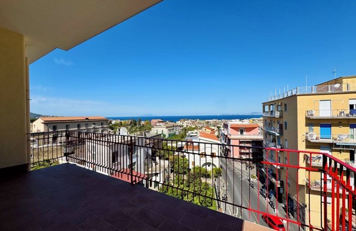 Meta Apartamento | YourHome - Il Pino Rooms & Apartment